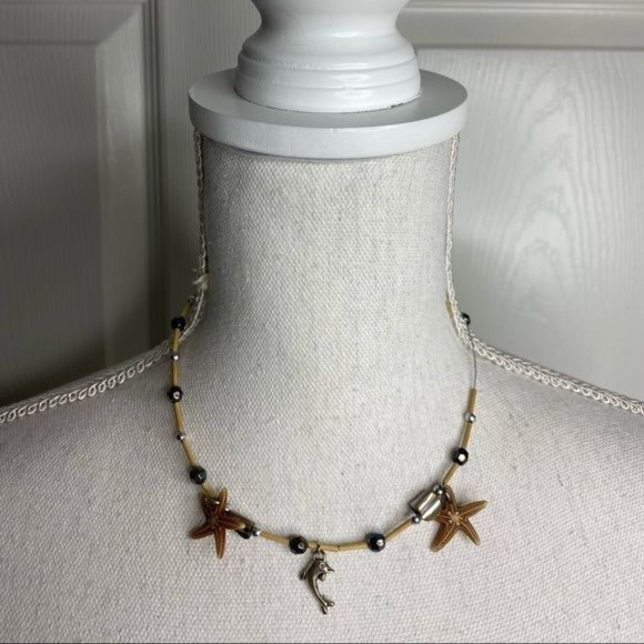 Unbranded Jewelry - Dolphin and Starfish Choker